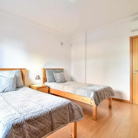 Alfarrobeira By Mtphomes *