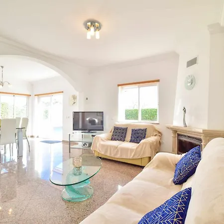 别墅 Alfarrobeira By Mtphomes *