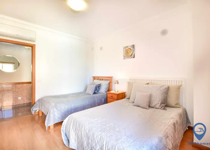 Alfarrobeira By Mtphomes * Albufeira