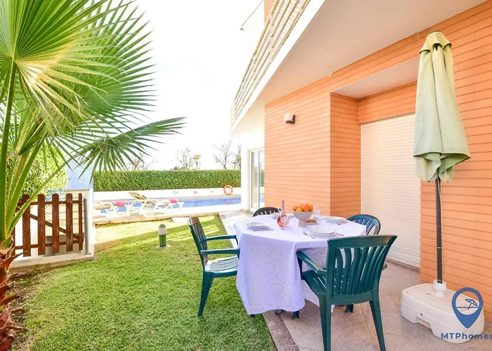 Villa Alfarrobeira By Mtphomes *